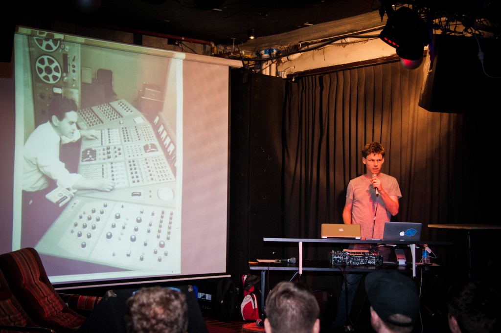 HOB_0803