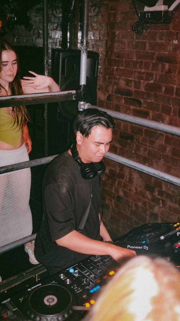 Amorei Gojo Bass face