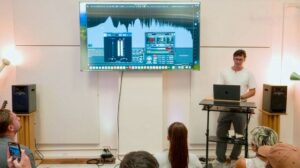 Alex Braithwaite, Mix Engineer and Liveschool Mentor sharing Mixing tips at INPUT