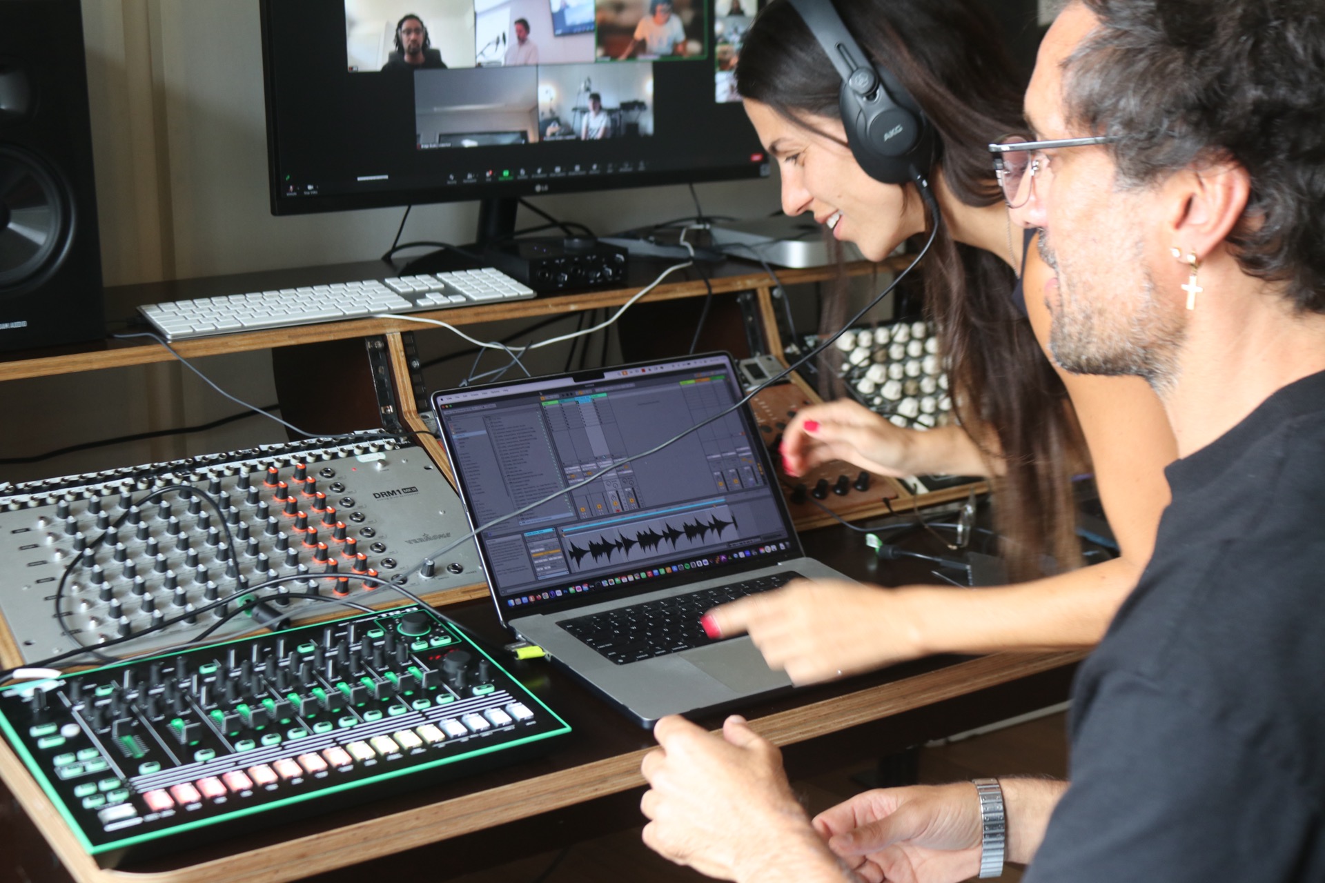 students working together on a track at Liveschool Sydney